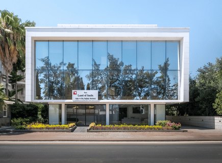 eu smiles dental clinic